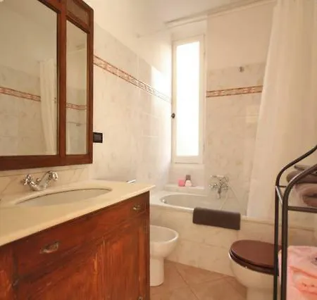 Vista Mare Oltre I Parchi Apartment *