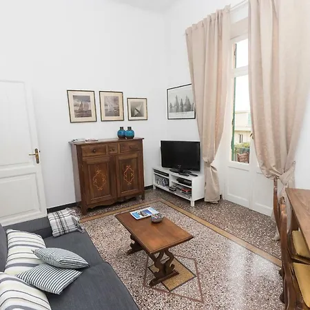 Vista Mare Oltre I Parchi Apartment *